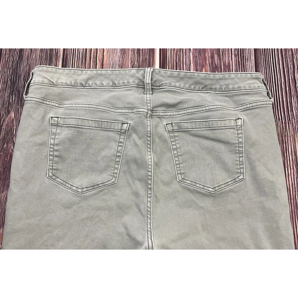 💋 Torrid Perfect Slim Boot Light Green Jeans Womens Size 16T Stretch